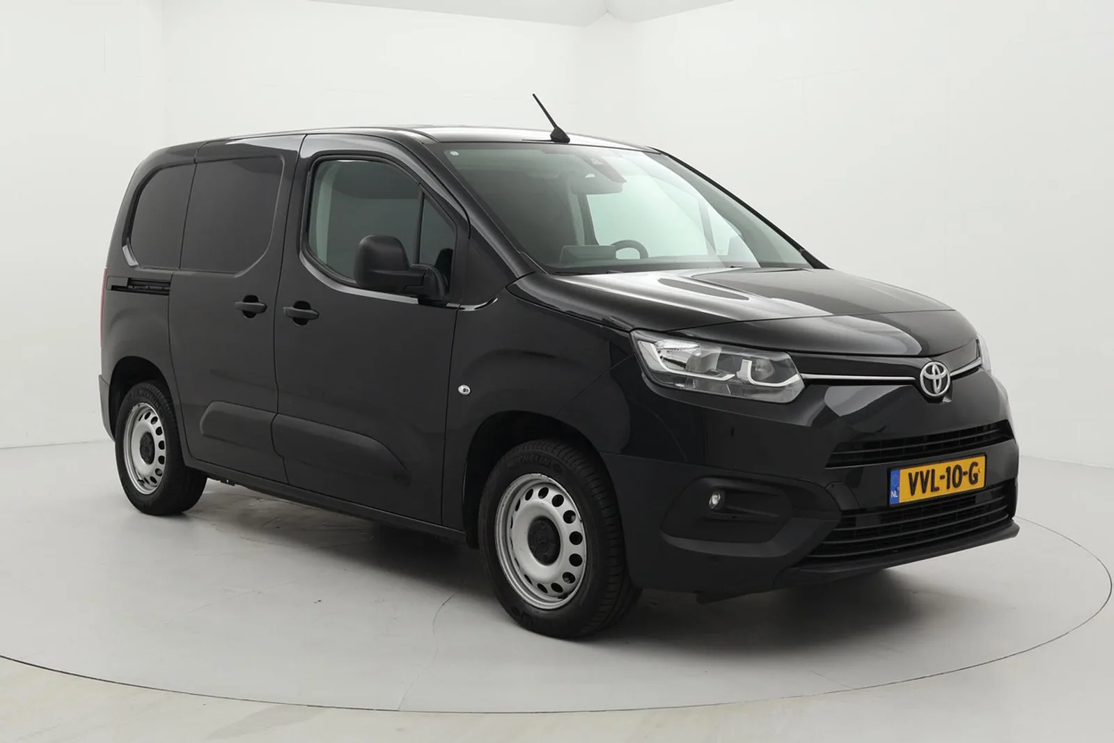 Toyota Proace (2023) — foto 1