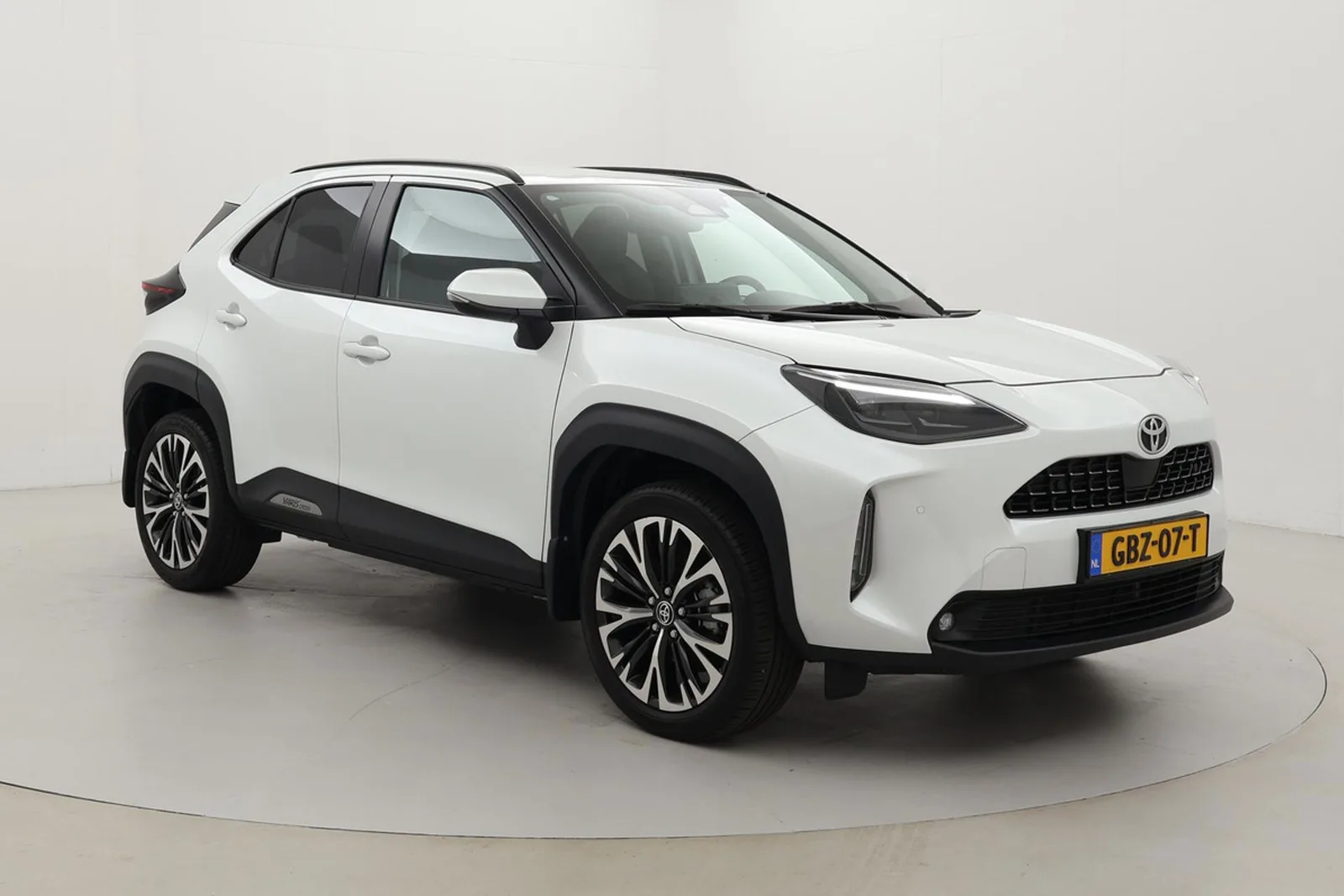 Toyota Yaris Cross (2024) — foto 1