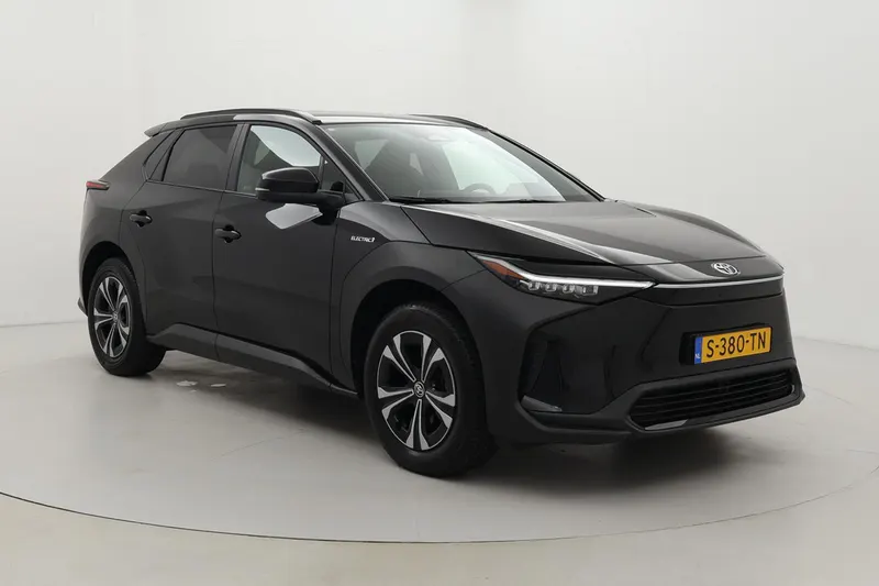 Toyota bZ4X (2023)