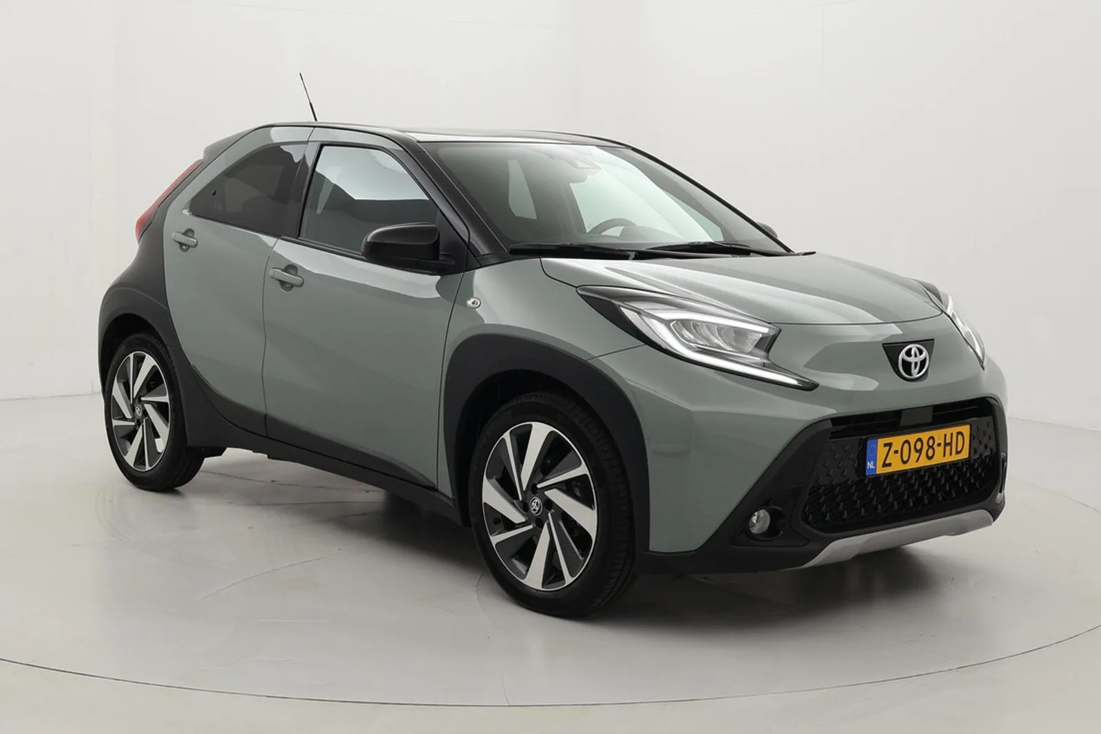 Toyota Aygo X (2024) — foto 1