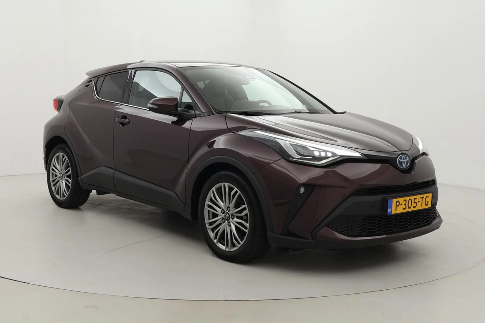 Toyota C-HR (2022) — foto 1