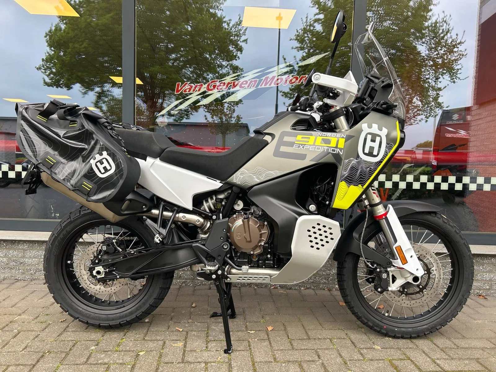 DS HUSQVARNA (2026) — foto 1