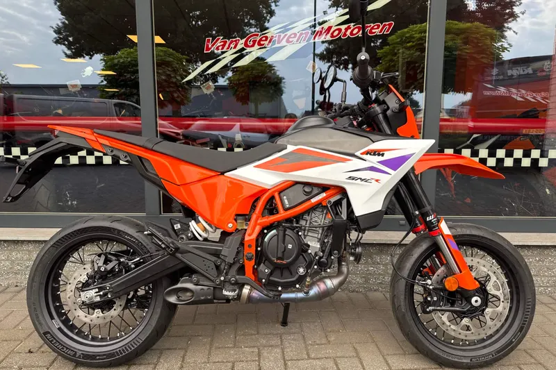 DS KTM (2025)