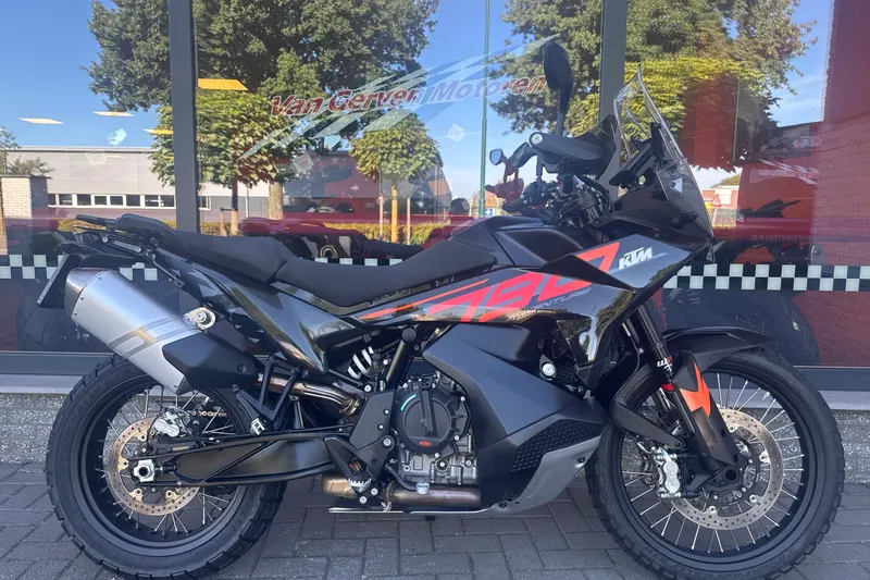 DS KTM (2024)