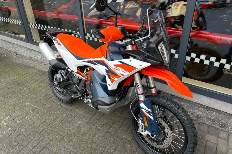 DS KTM (2025)