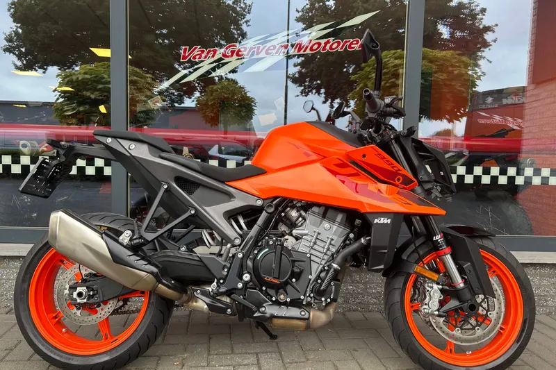 DS KTM (2025)
