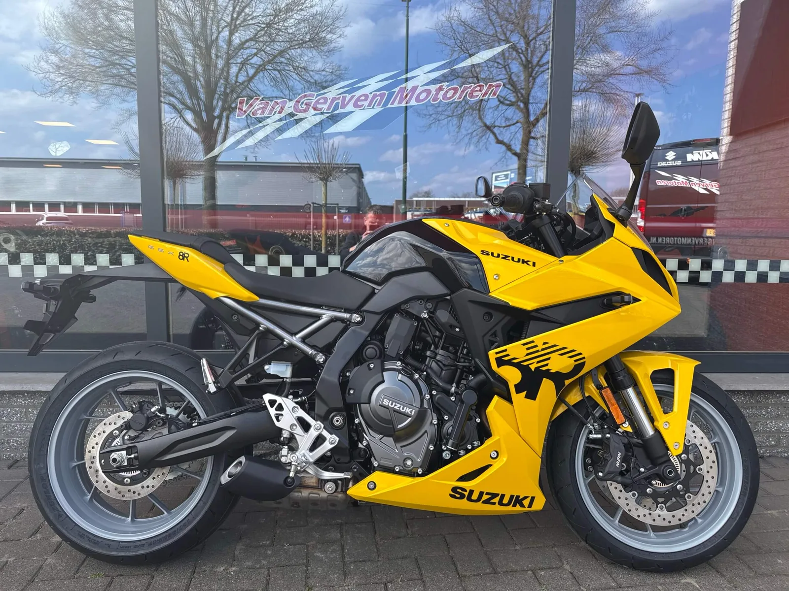 Suzuki GSX-8R (2026) — foto 1
