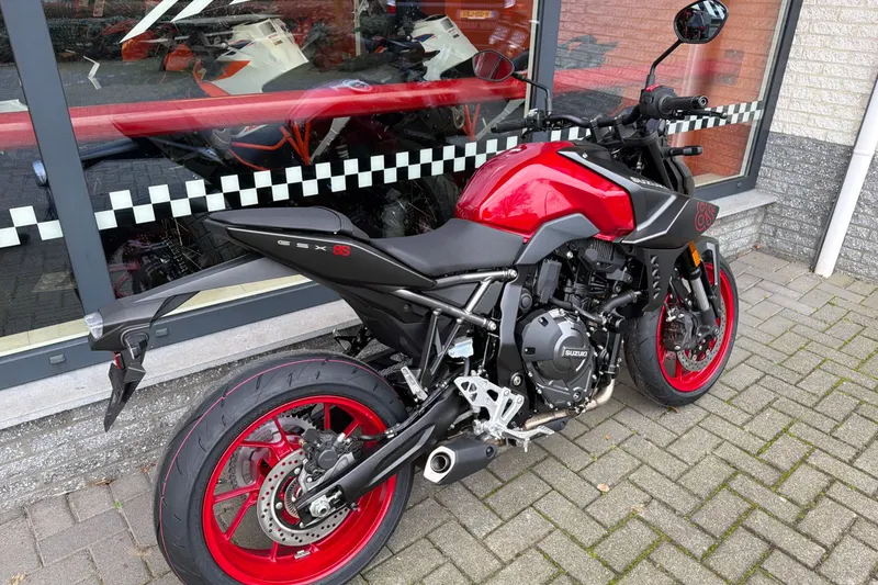 Suzuki GSX-8S (2026)