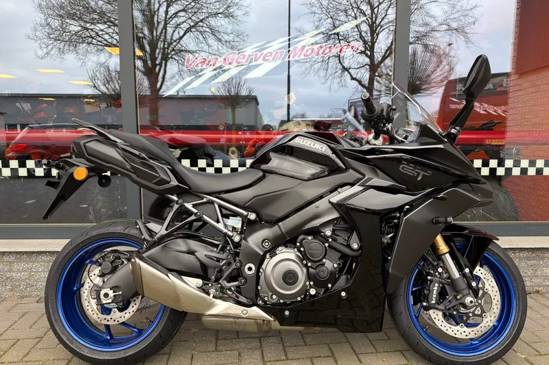 Suzuki GSX-S (2026)