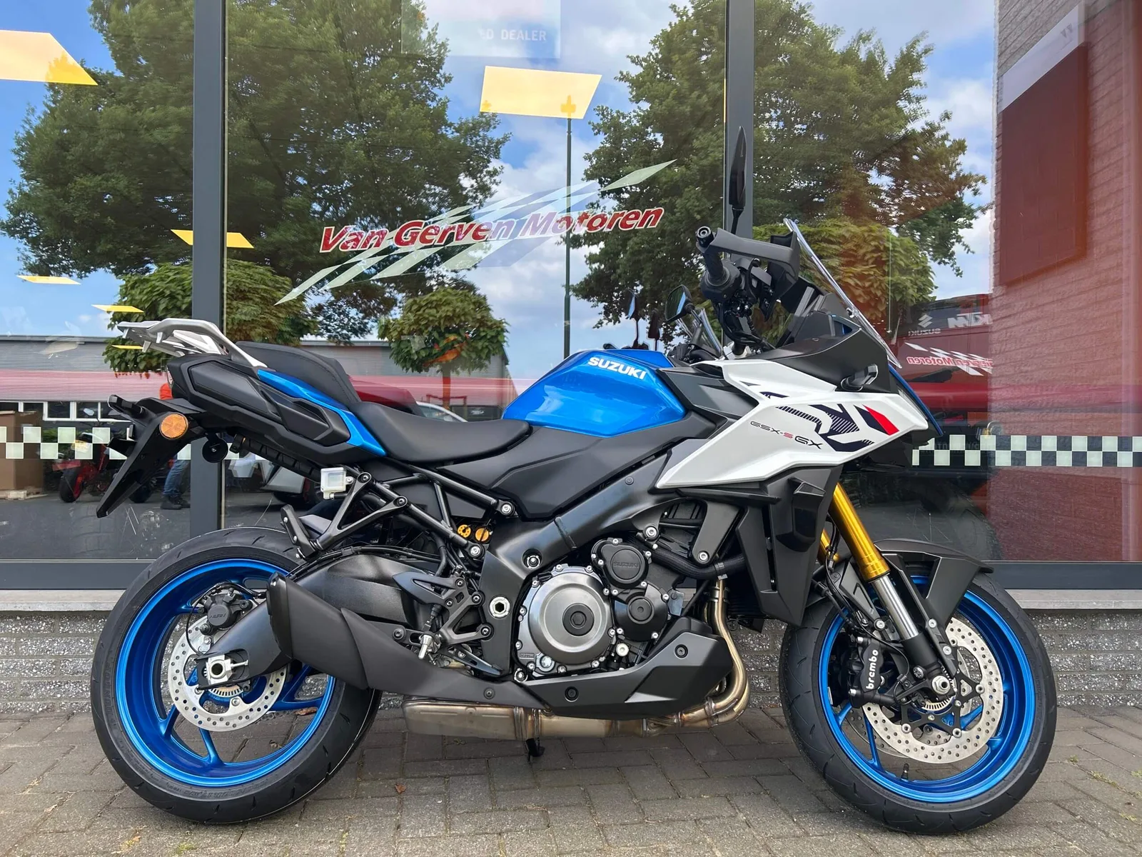 Suzuki GSX-S (2026) — foto 1