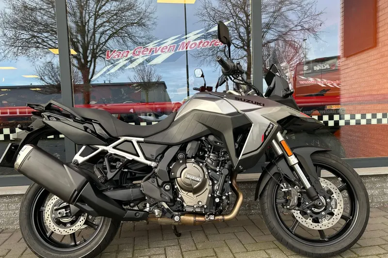 Suzuki V-Strom 800 (2025)