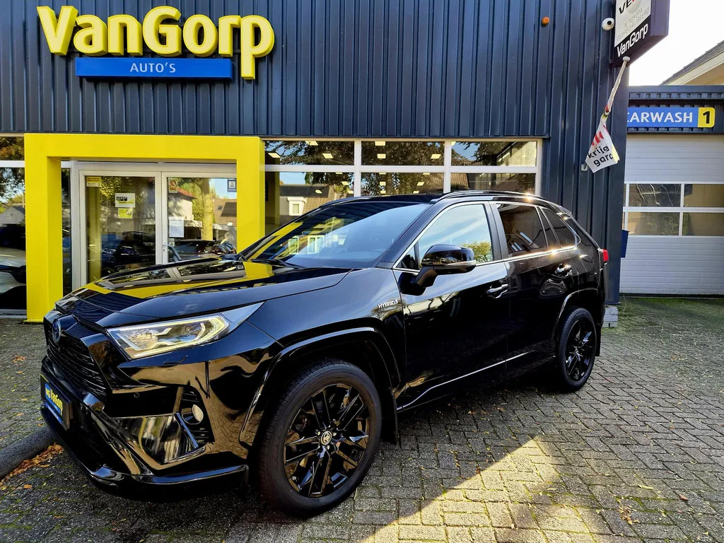 Toyota RAV4 (2020) — foto 1