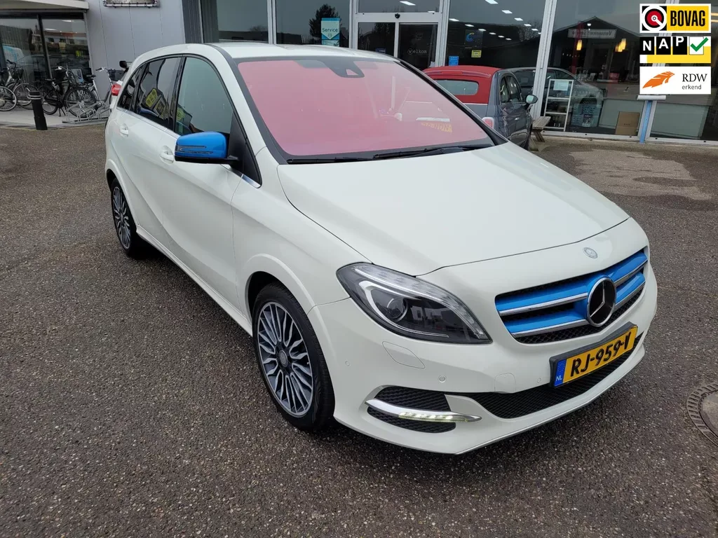 Mercedes-Benz B-Klasse (2017) — foto 1