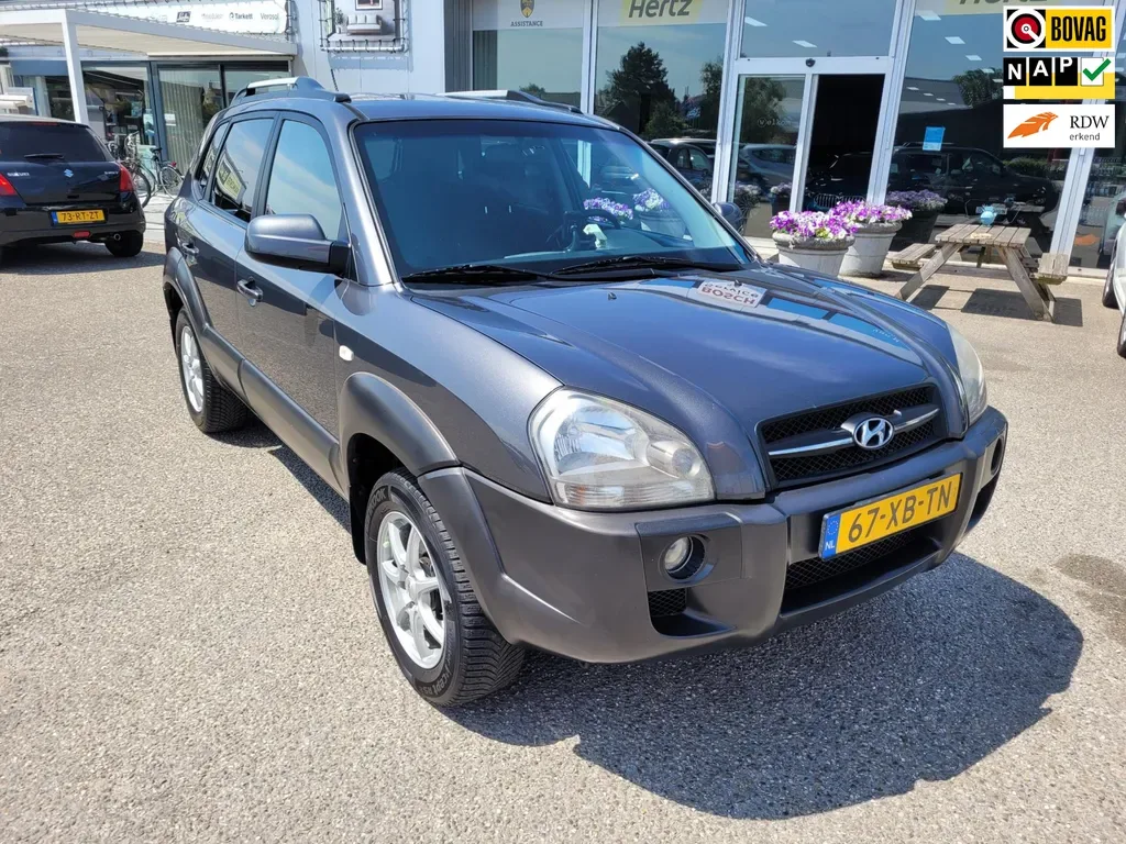 Hyundai Tucson (2007) — foto 1