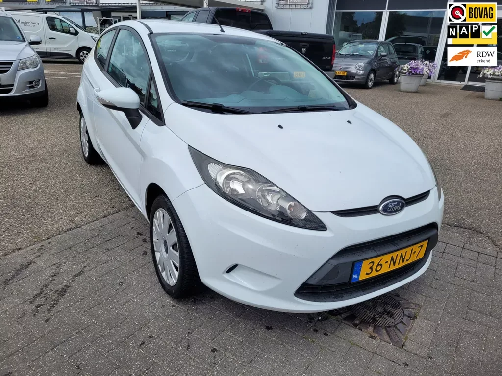 Ford Fiesta (2010) — foto 1