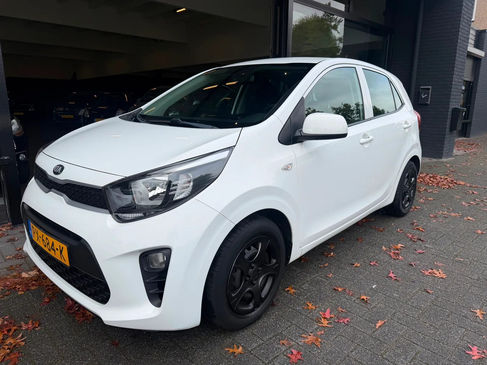 Kia Picanto (2018) — foto 1
