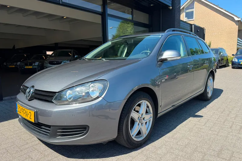 Volkswagen Golf (2011)