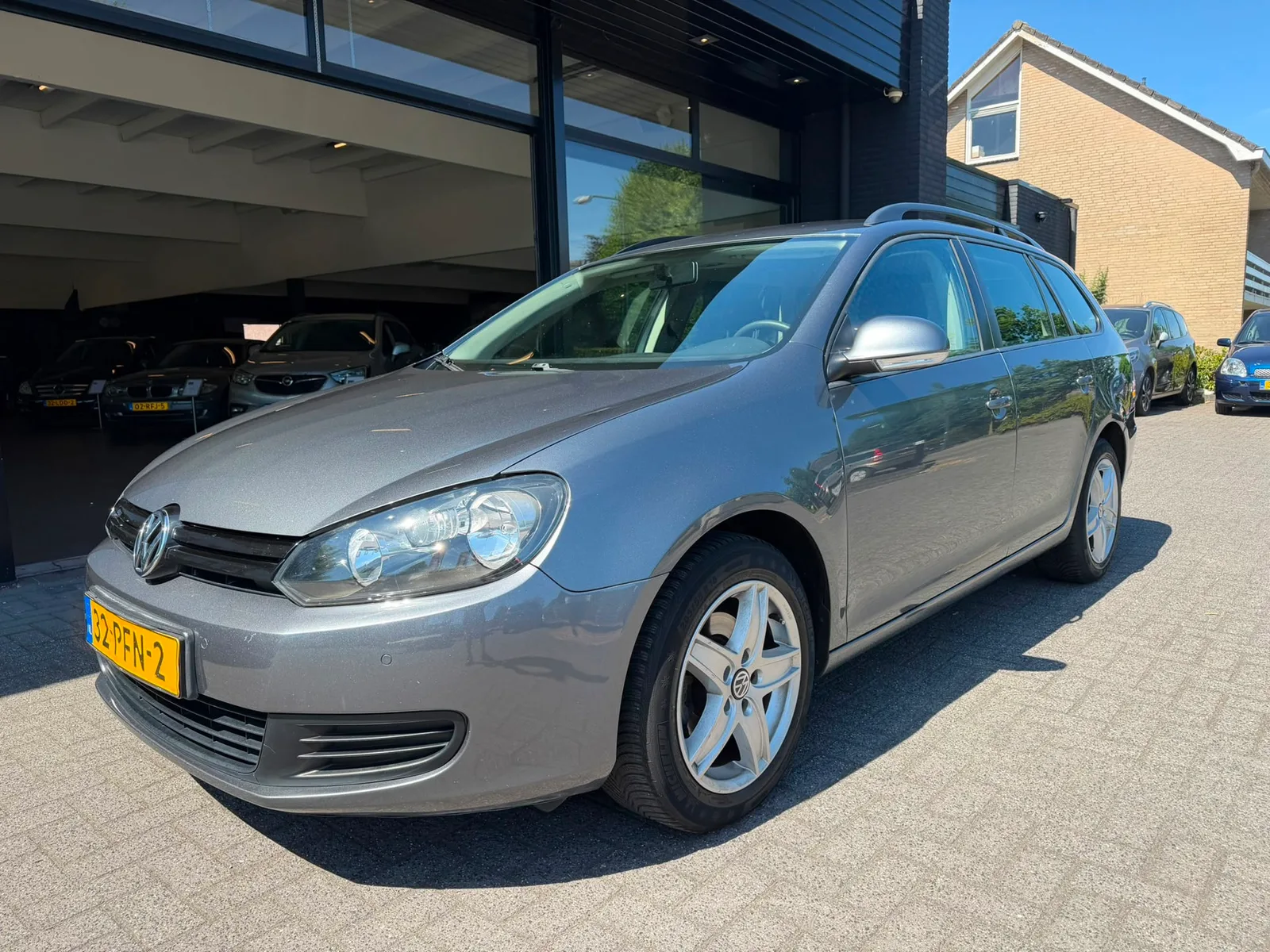 Volkswagen Golf (2011) — foto 1