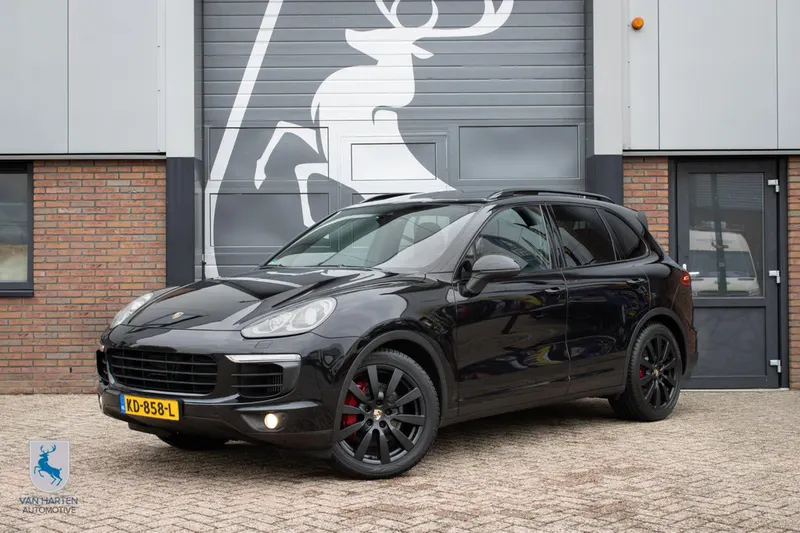 Porsche Cayenne (2015)