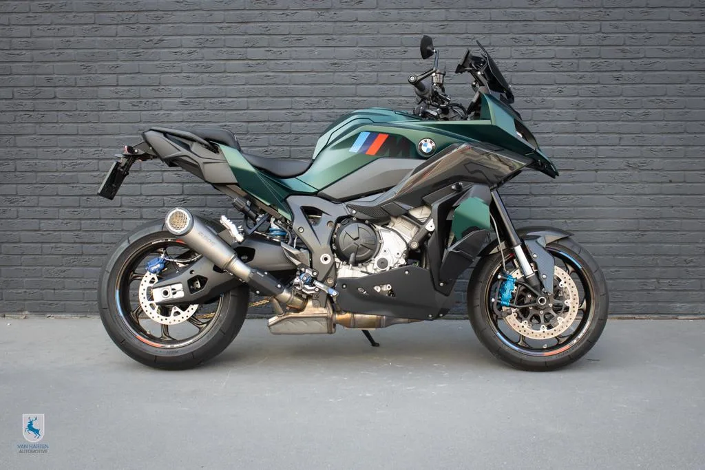 BMW M 1000 XR (2026) — foto 1