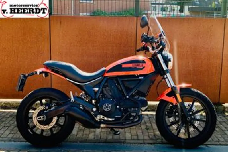 Ducati Scrambler SIXTY 2 (2016)