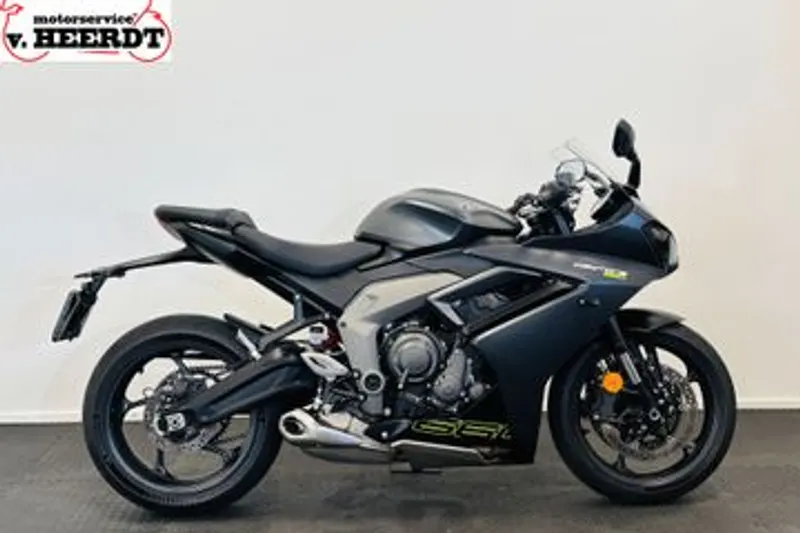Triumph Daytona 660 (2025)