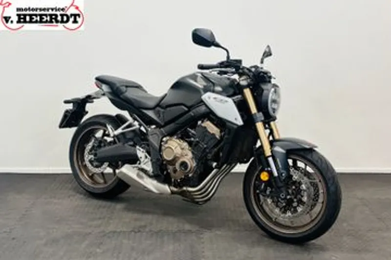 Honda CB650R (2022)