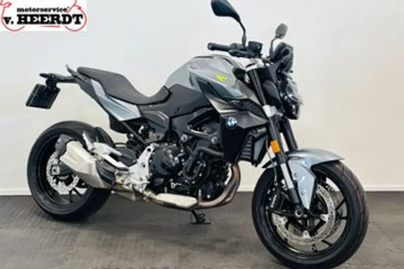 BMW F 900 R (2022)