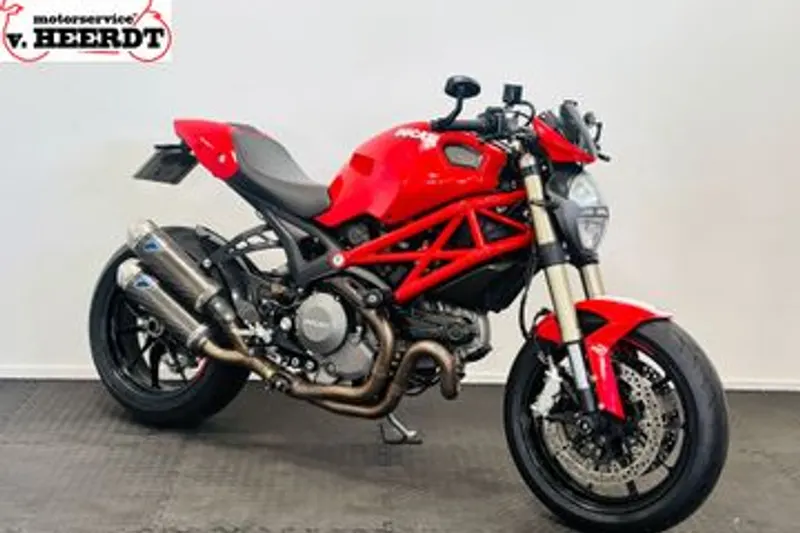 Ducati M 1100 EVO (2011)