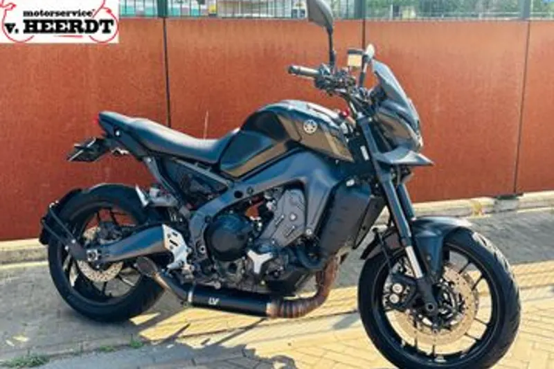 Yamaha MT-09 (2023)