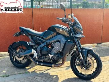 Yamaha MT-09 (2023) — foto 1