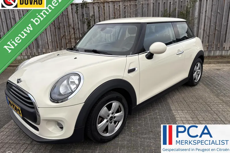 MINI One (2017)