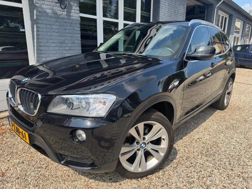 BMW X3 (2014) — foto 1