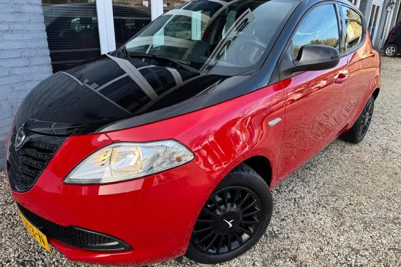 Lancia Ypsilon (2015)