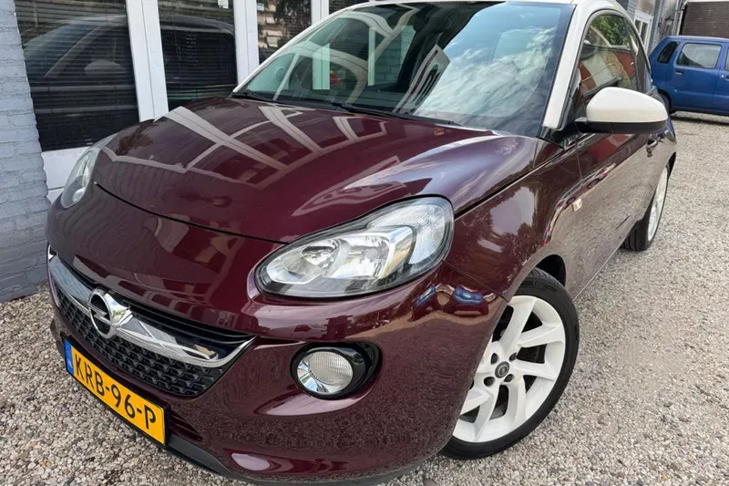 Opel Adam (2017)
