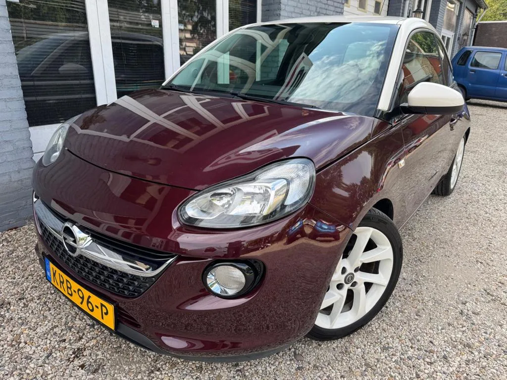 Opel Adam (2017) — foto 1
