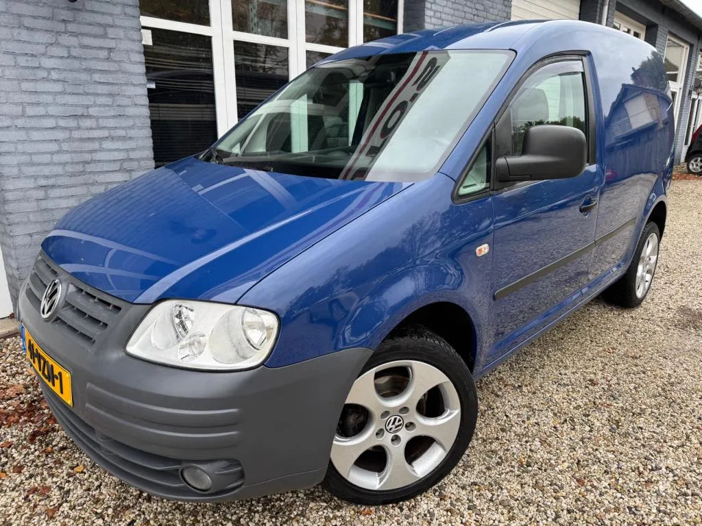 Volkswagen Caddy (2009) — foto 1