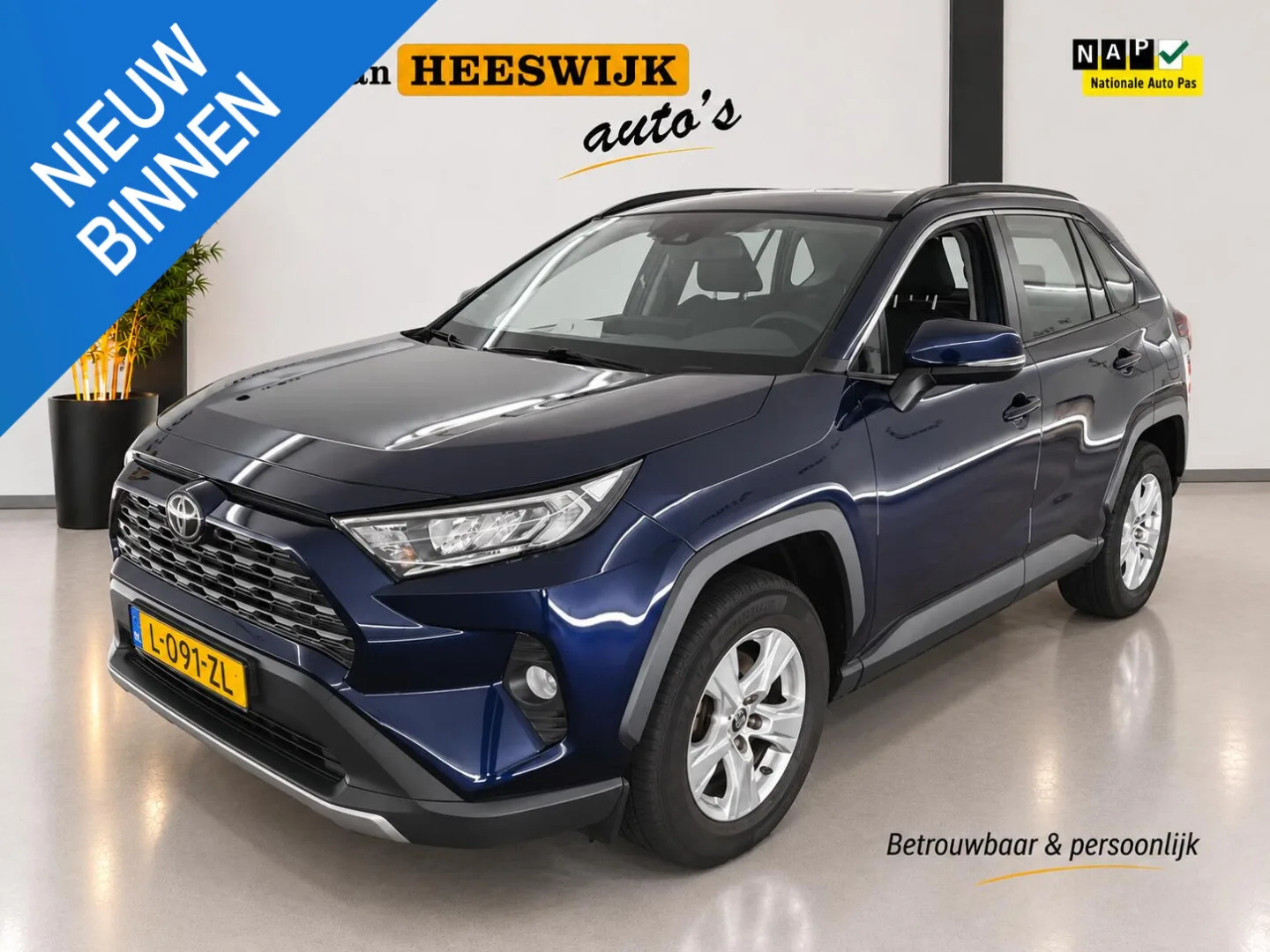 Toyota RAV4 (2021) — foto 1
