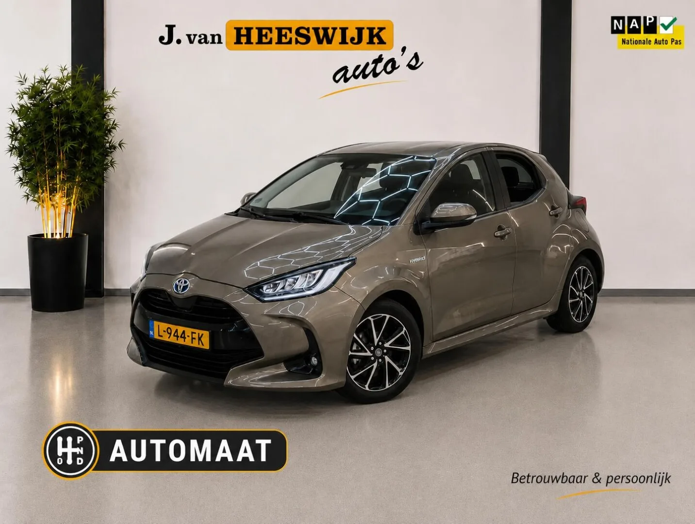 Toyota Yaris (2021) — foto 1