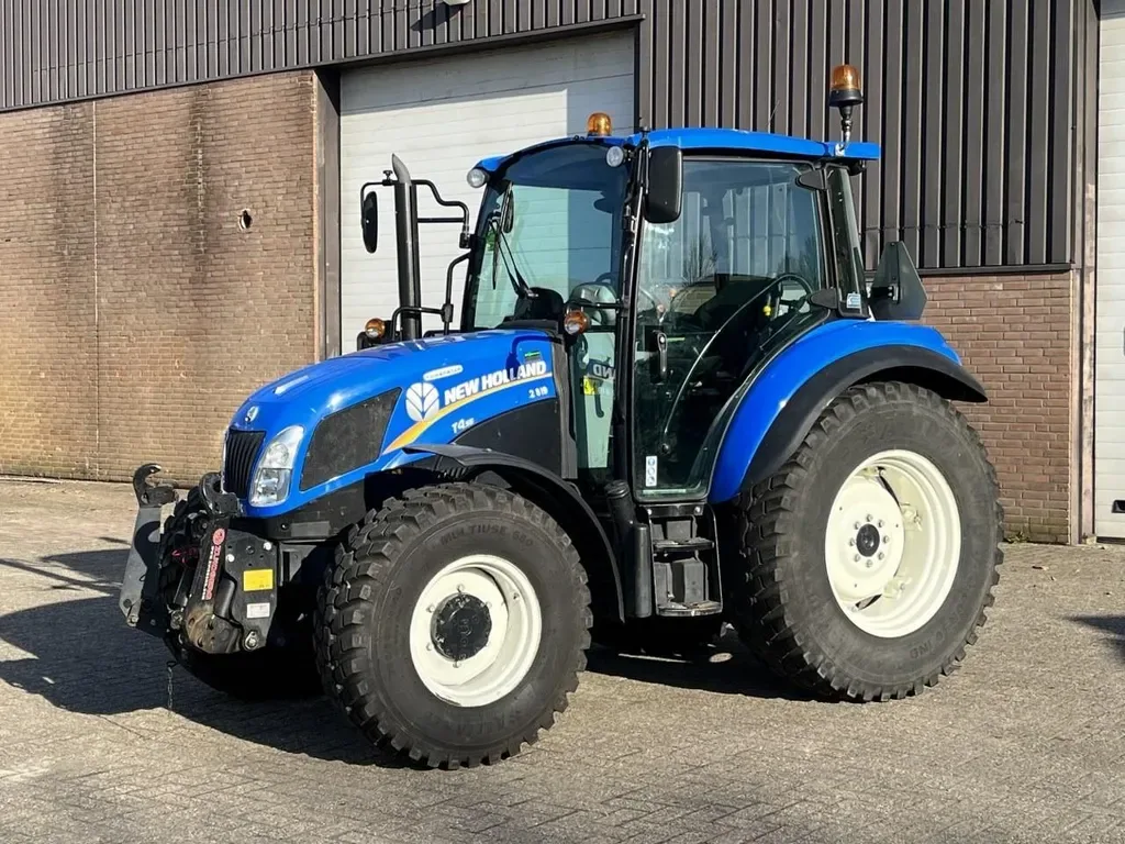 New Holland Holland T4.55 / (2017) — foto 1