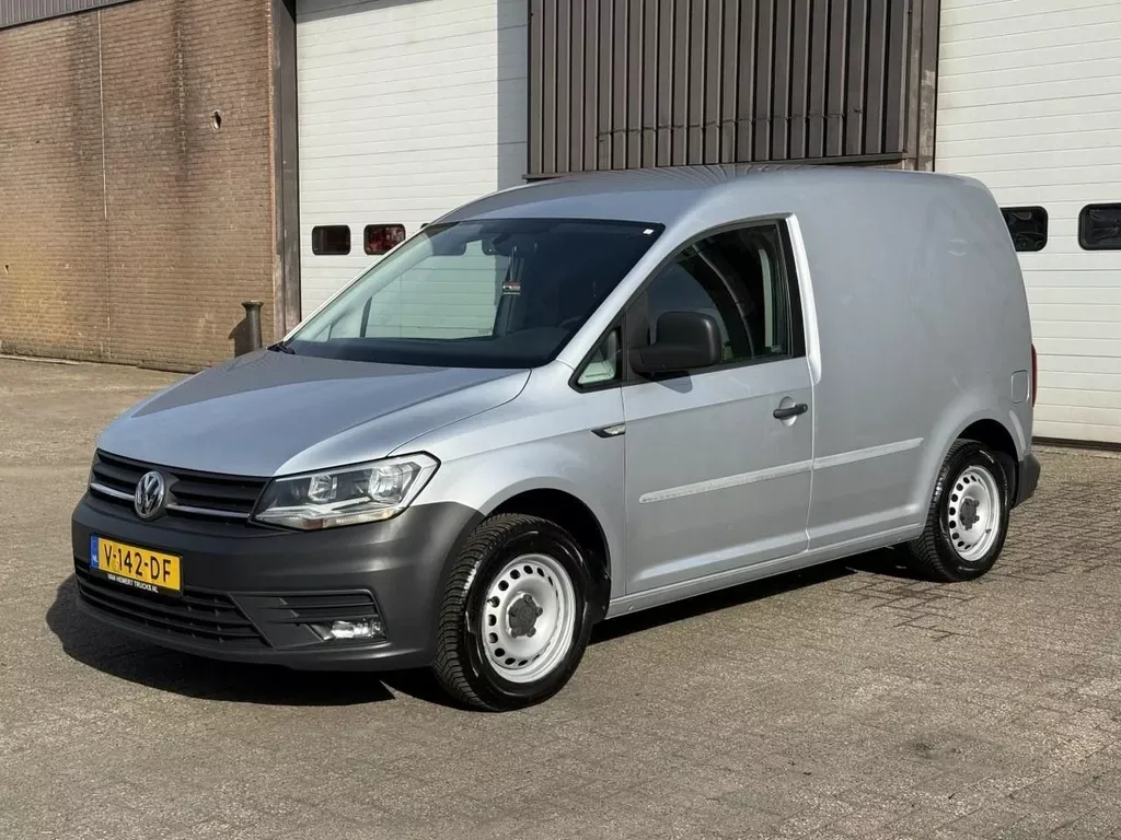 Volkswagen Caddy (2017) — foto 1