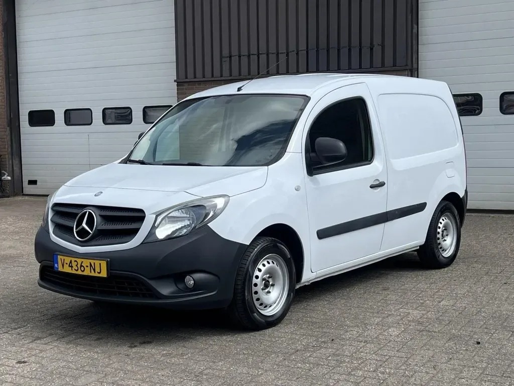 Mercedes-Benz Citan (2018) — foto 1