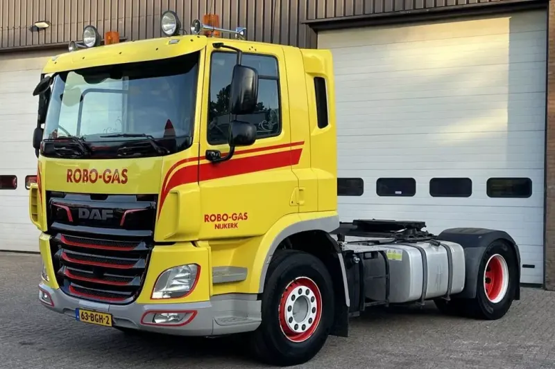 DAF 400 (2015)