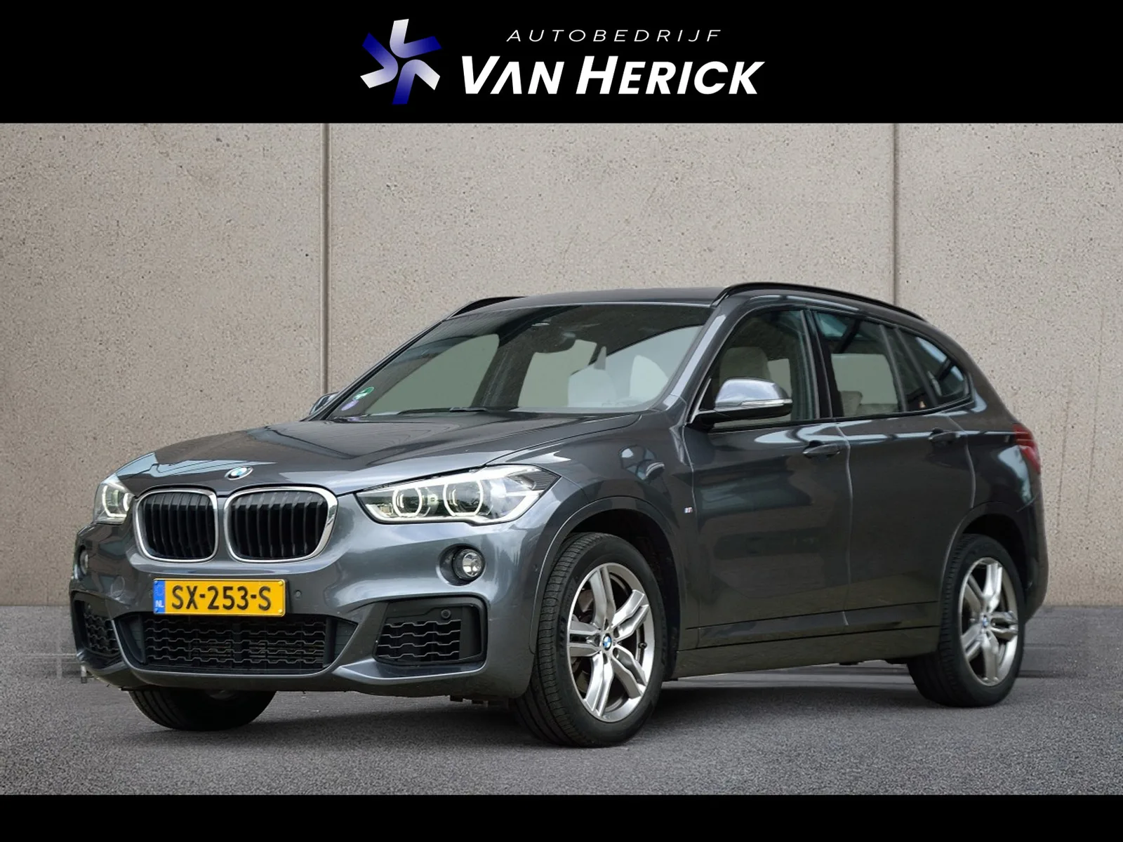 BMW X1 (2018) — foto 1