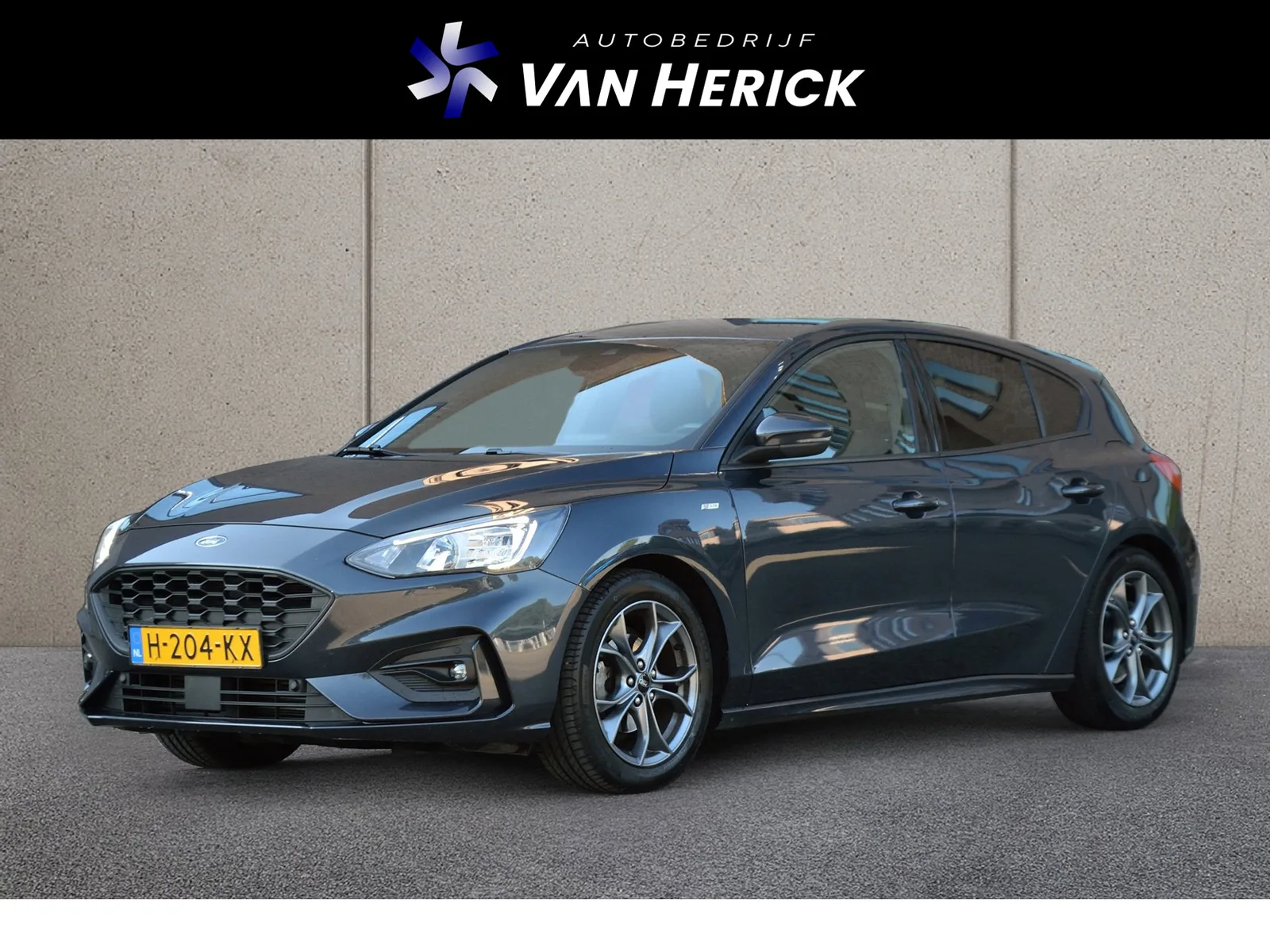 Ford Focus (2020) — foto 1