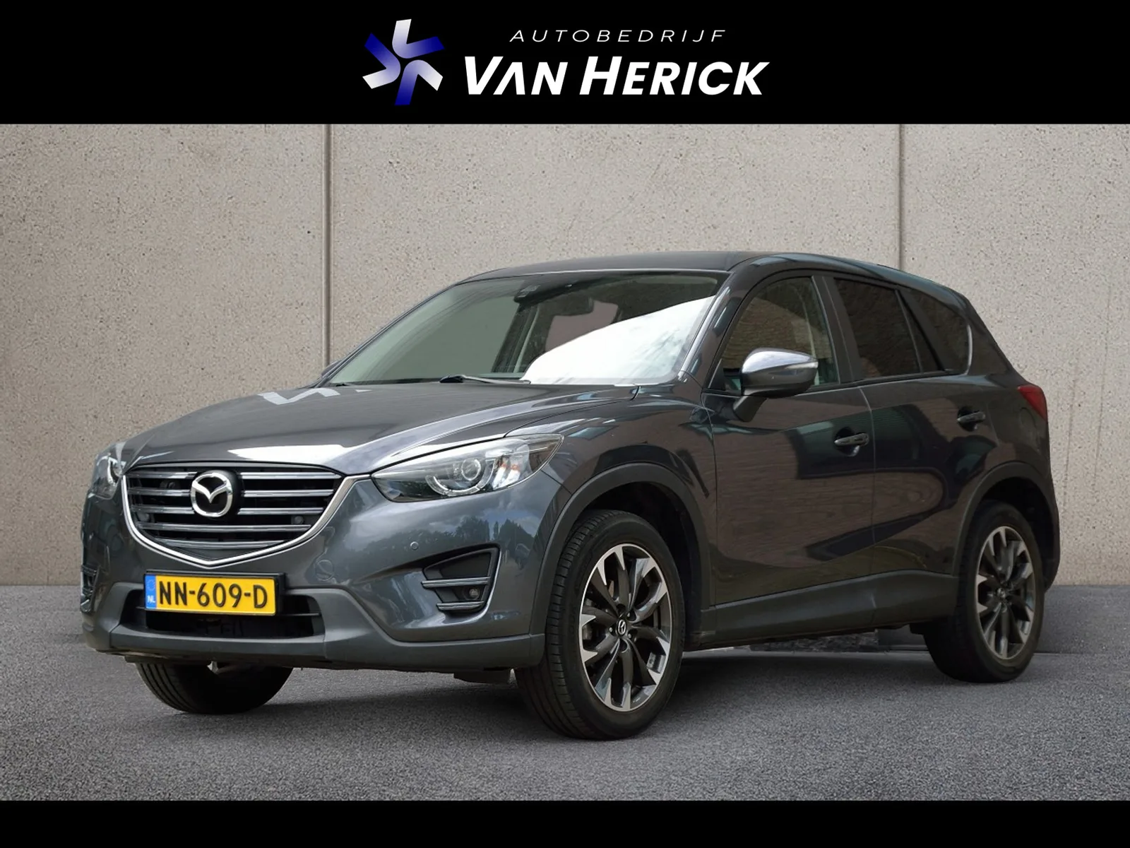 Mazda CX-5 (2017) — foto 1