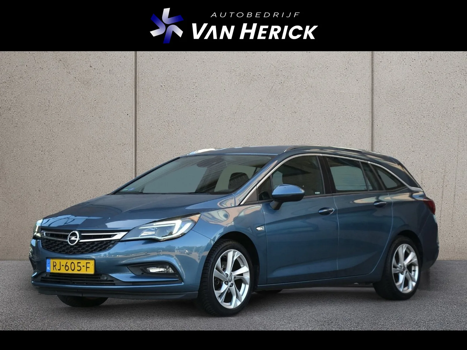 Opel Astra (2017) — foto 1