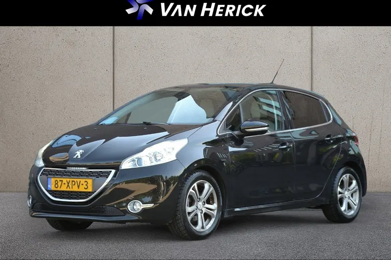 Peugeot 208 (2012)