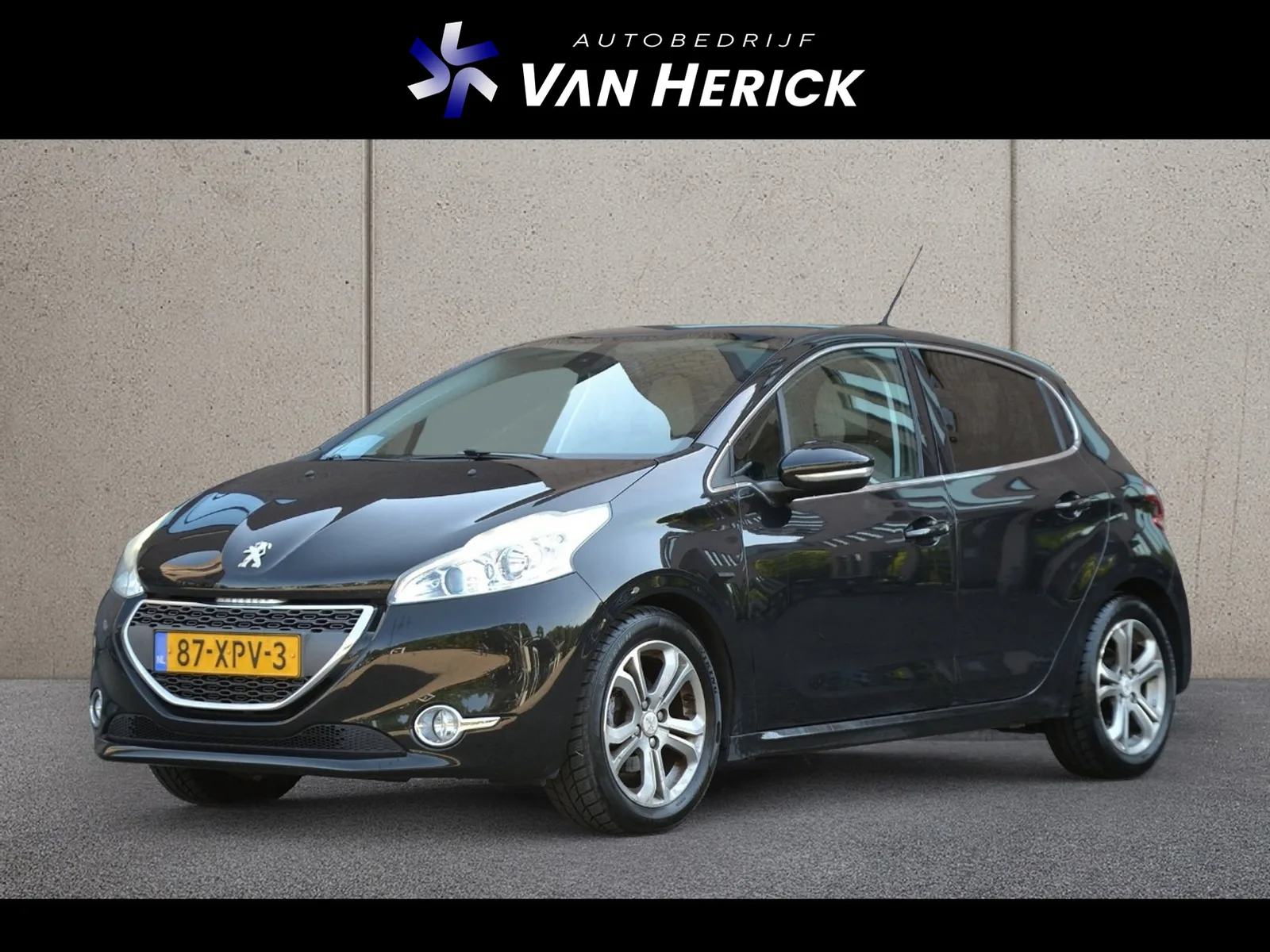 Peugeot 208 (2012) — foto 1