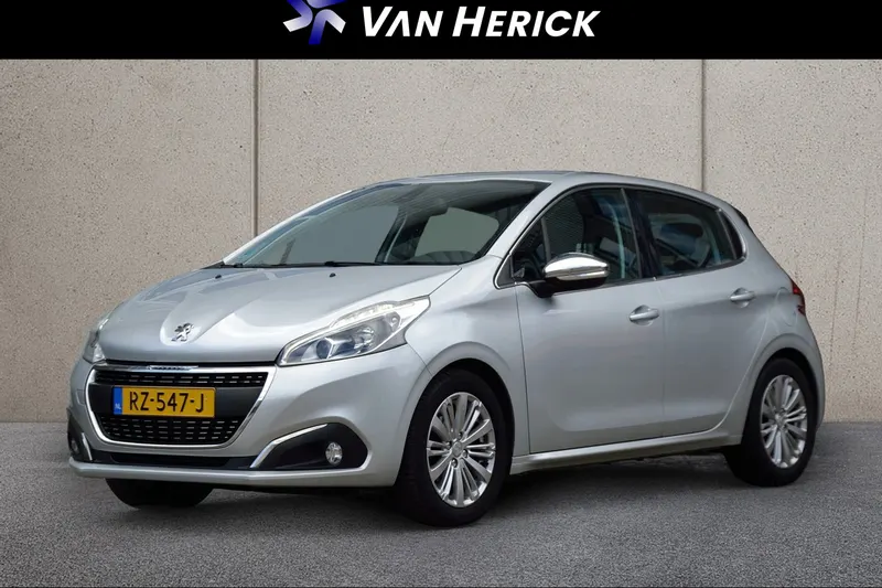 Peugeot 208 (2018)
